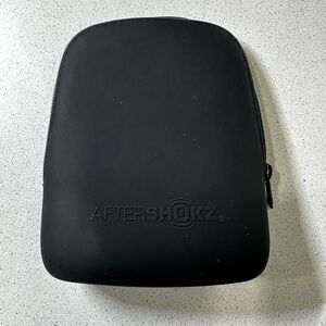 Aftershokz Black Zippered Case 6”x4.5”.